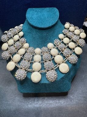 BaubleBar Cream and Silver Cluster Necklace